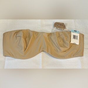 Unbranded (Hanes RN#) Detachable/Strapless Beige Bra Size 40C New!